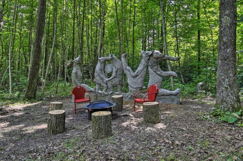 Cabin Hideaway With Fire Pit - 20 Mi To Floyd!
