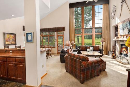 Enclave #217 Home