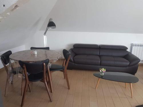 Apartamento Orl�ans Appartement Avec Parking