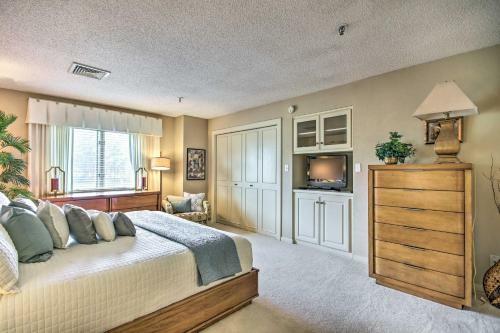 Apartamento Spacious Luxe Condo With Golf Course Views