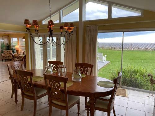 Surfside Beachfront Paradise By Jekyll Realty