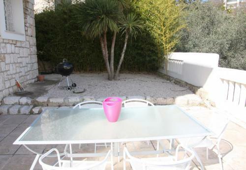 Villa La Maison Blanche - 300m de La Plage
