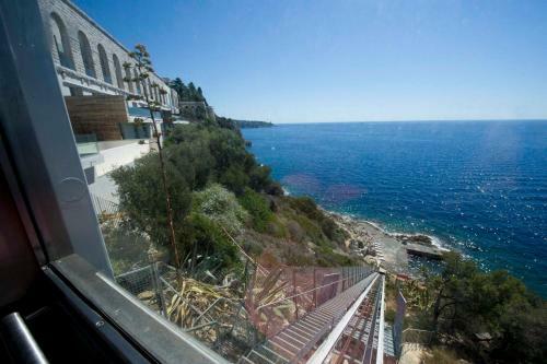 Luxury Apartment Palais Maeterlinck