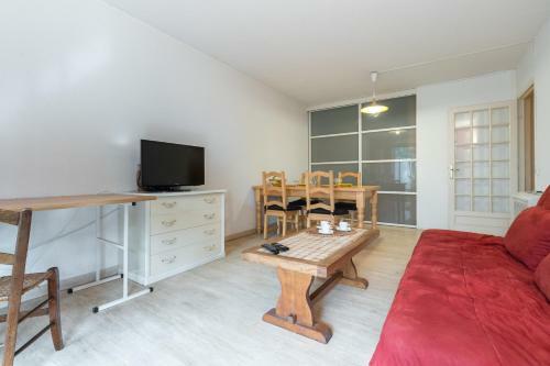 Apartamento Centragence - Bosquet - With Spacious Terrace