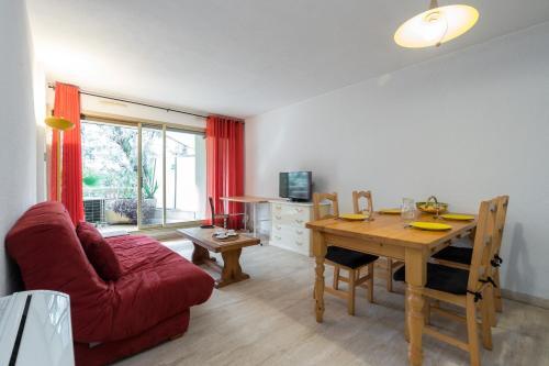 Apartamento Centragence - Bosquet - With Spacious Terrace