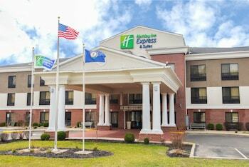 Holiday Inn Express Hotel & Suites Ashland