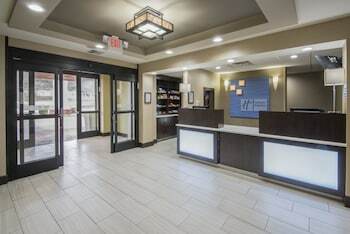 Holiday Inn Express Hotel & Suites Ashland