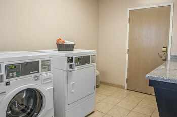 Hotel Comfort Suites Marion