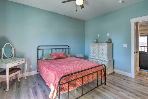 Lampe Retreat With Pool Access - Walk To Lake!