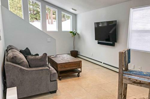 Modern Morrison House With Deck And 2 Fireplaces!