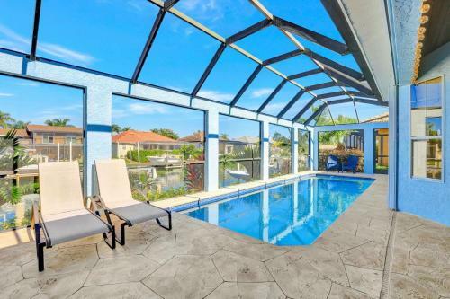 Almeria Court Pool Home