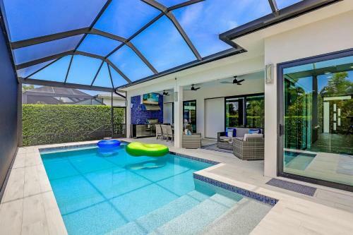 624 Seagrape Drive