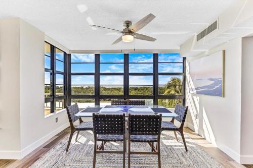 South Seas Tower 4-311