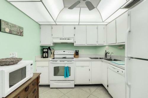 South Seas Tower 4-308