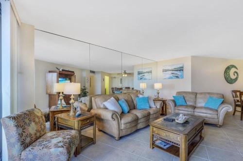 South Seas Tower 4-308