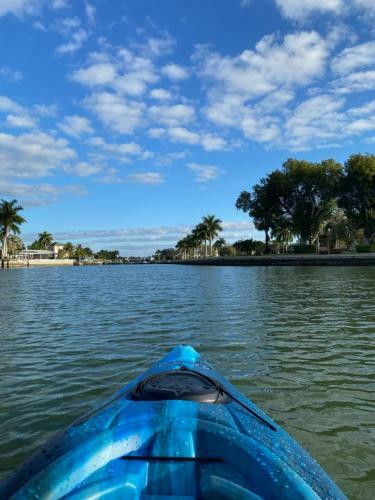 Villa Windemere On Marco Island. 4 Br Waterfront Home
