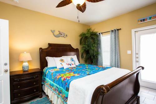 Apartamento Luxurious Townhome Overlooking Tropical Pool