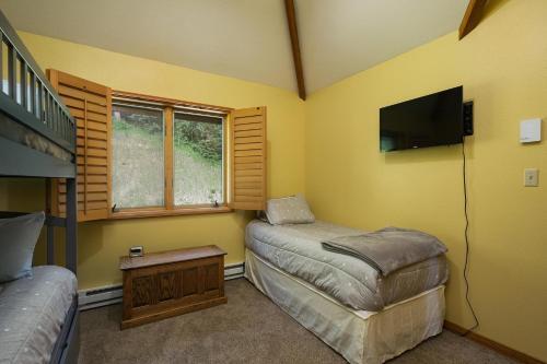 Cascade Village 60
