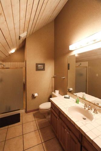 Cascade Village 60