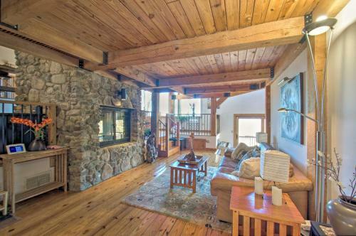 Spectacular Home With Mtn Views, 1 Mi To Slopes