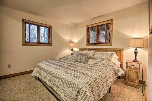 Mountaintop Wintergreen Resort Home With Deck And Views!