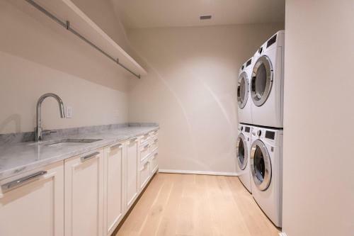 The Providence By Dune Vacation Rentals