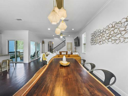 Ceylon House Home