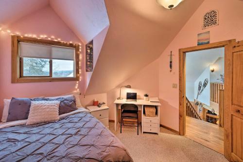 Kid-friendly Cabin With Mountain And River Views!
