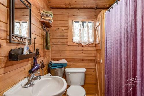 Buffalo River Basin Cabin- Secluded Views Make This An Instant Favorite