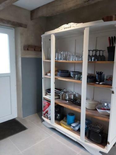 Beautiful 2 Bed Cottage With Swimming Pool
