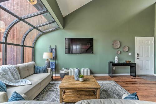 Apartamento Inviting Vernon Twp Condo With Private Balcony!