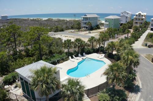 Gulf Views, Steps To Pool, Fire Pit, Pet Friendly, Beach Gear Included!