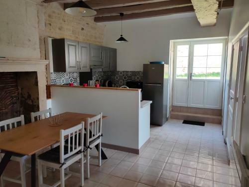 Le Logis De La Pierre