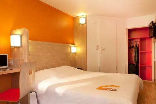 Hotel Premiere Classe Valenciennes Ouest Petite Foret