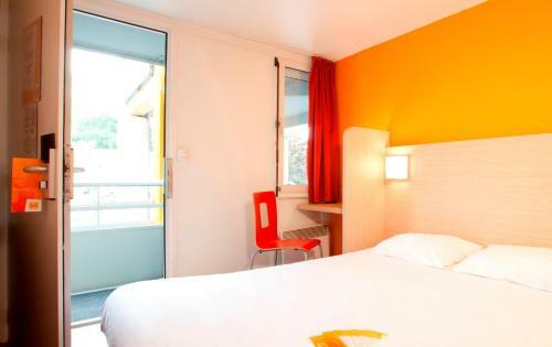 Hotel Premiere Classe Valenciennes Ouest Petite Foret
