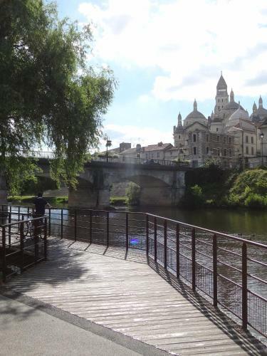Apartamento La Chapelle Du Thouin � P�rigueux