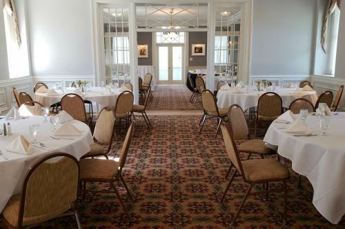 Hotel Fort Harrison State Park Inn