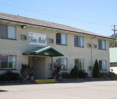 The Pines Motel