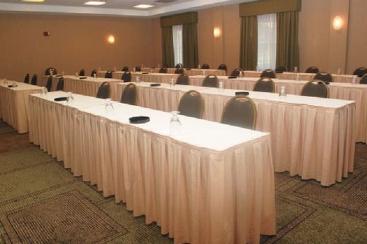 Hotel La Quinta Inn & Suites Chicago North Shore