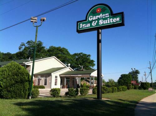 Motel Garden Inn & Suites