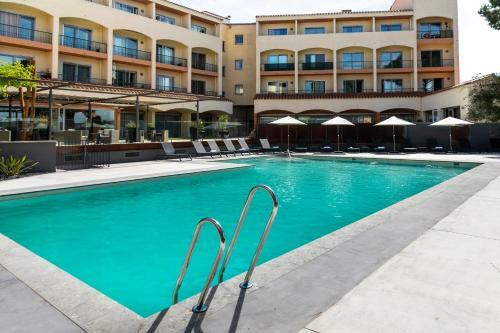 Holiday Inn Perpignan, An Ihg Hotel