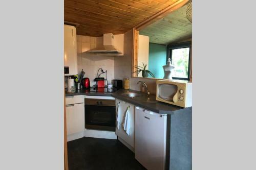 Chalet Dans Un Cadre Verdoyant
