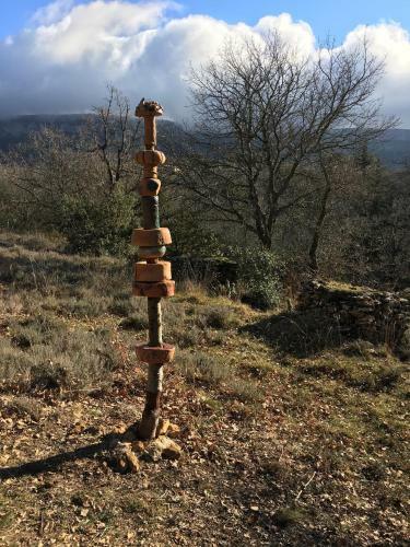 La Maison de Mado Et Sa Cabane Dans Les Arbres