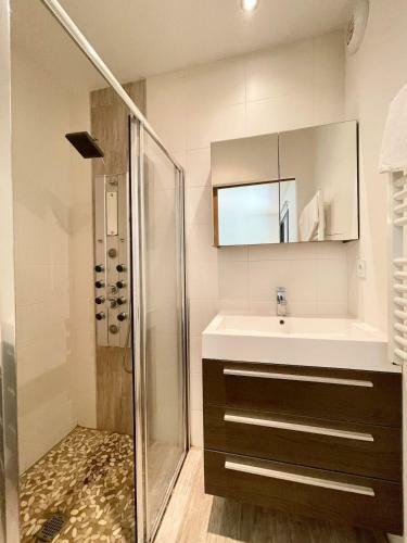 Maison D'architecte Moderne � 5 Min Des Plages