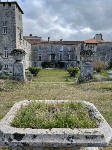 Villa Ch�teau de La Chaume - Calamus Castle