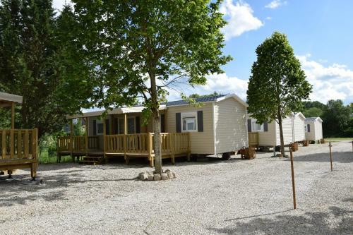 Camping Des Joyeux Campeurs