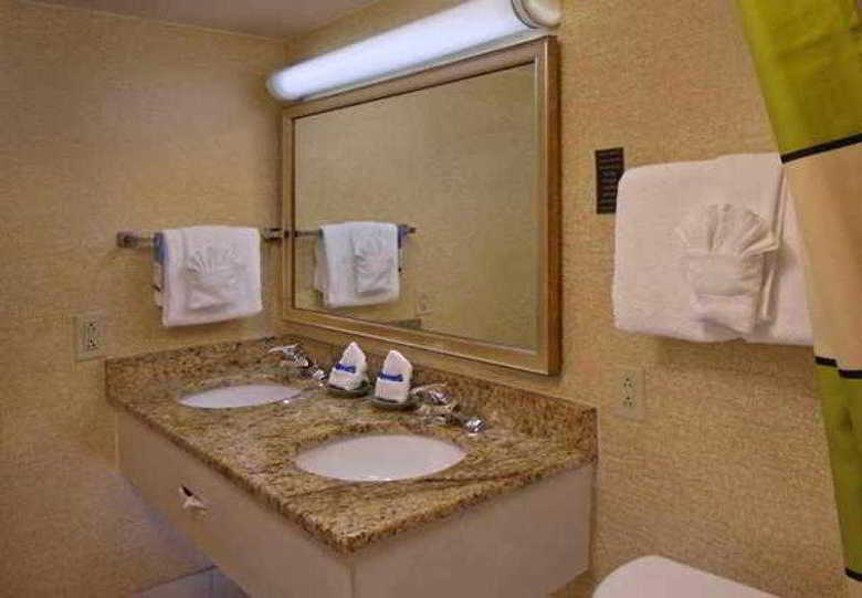 Hotel Fairfield Inn And Suites By Marriott Palm Beach