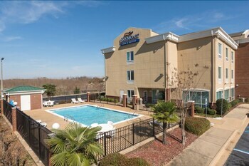 Holiday Inn Express Hotel & Suites Montgomery