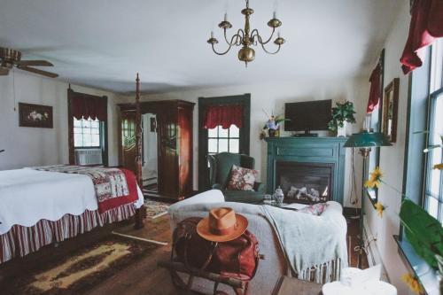 Riverwind Inn Bed And Breakfast