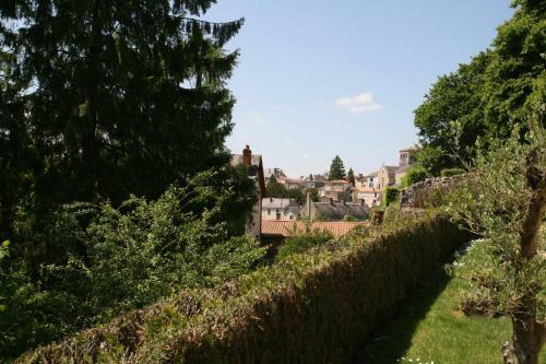 Maison D'h�tes Et G�tes La Chouannerie
